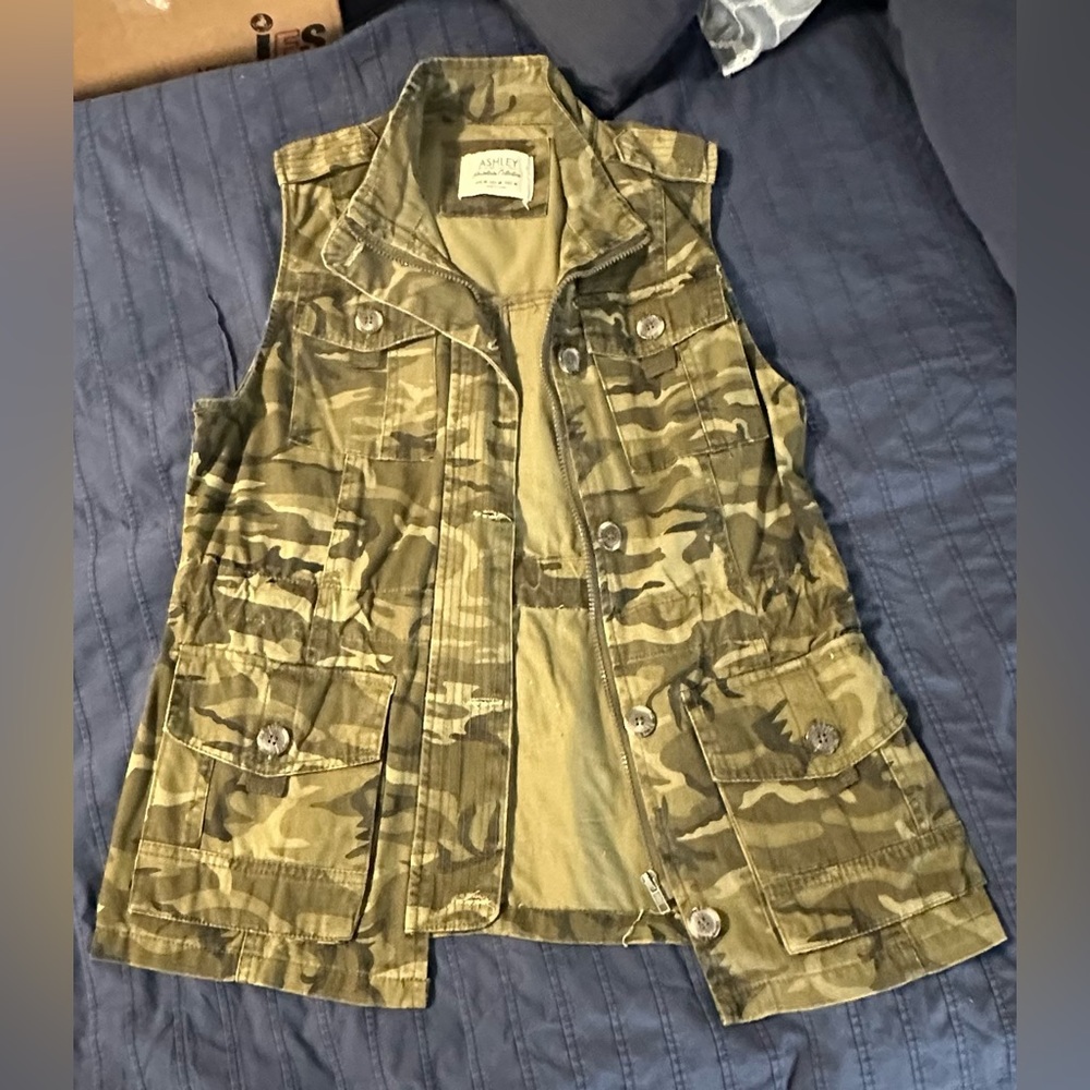 Ashley Cargo Vest